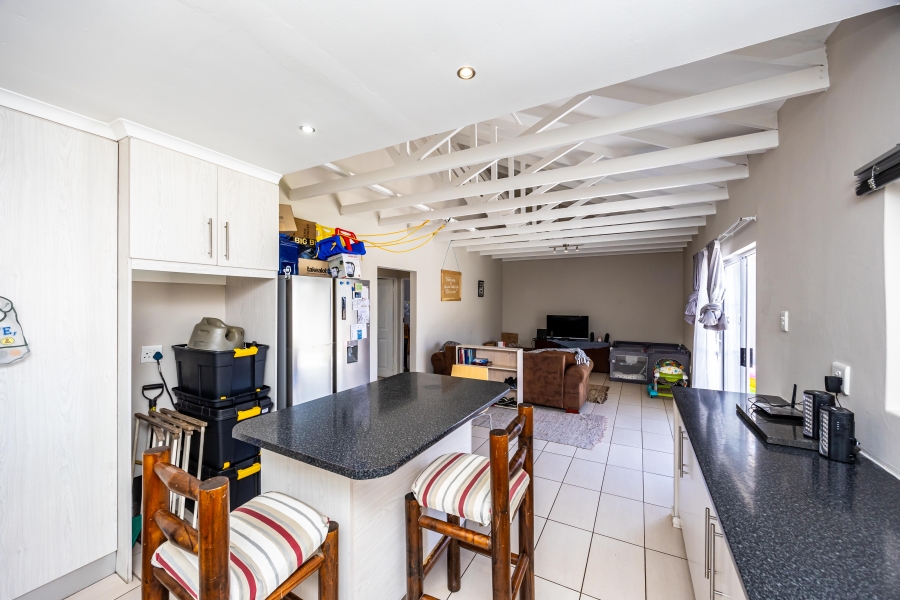 3 Bedroom Property for Sale in Kidds Beach Eastern Cape
